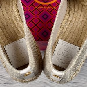 *NEW* TORY BURCH Daphne Pom Pom Satin Luxe Platform Sneakers Size 6